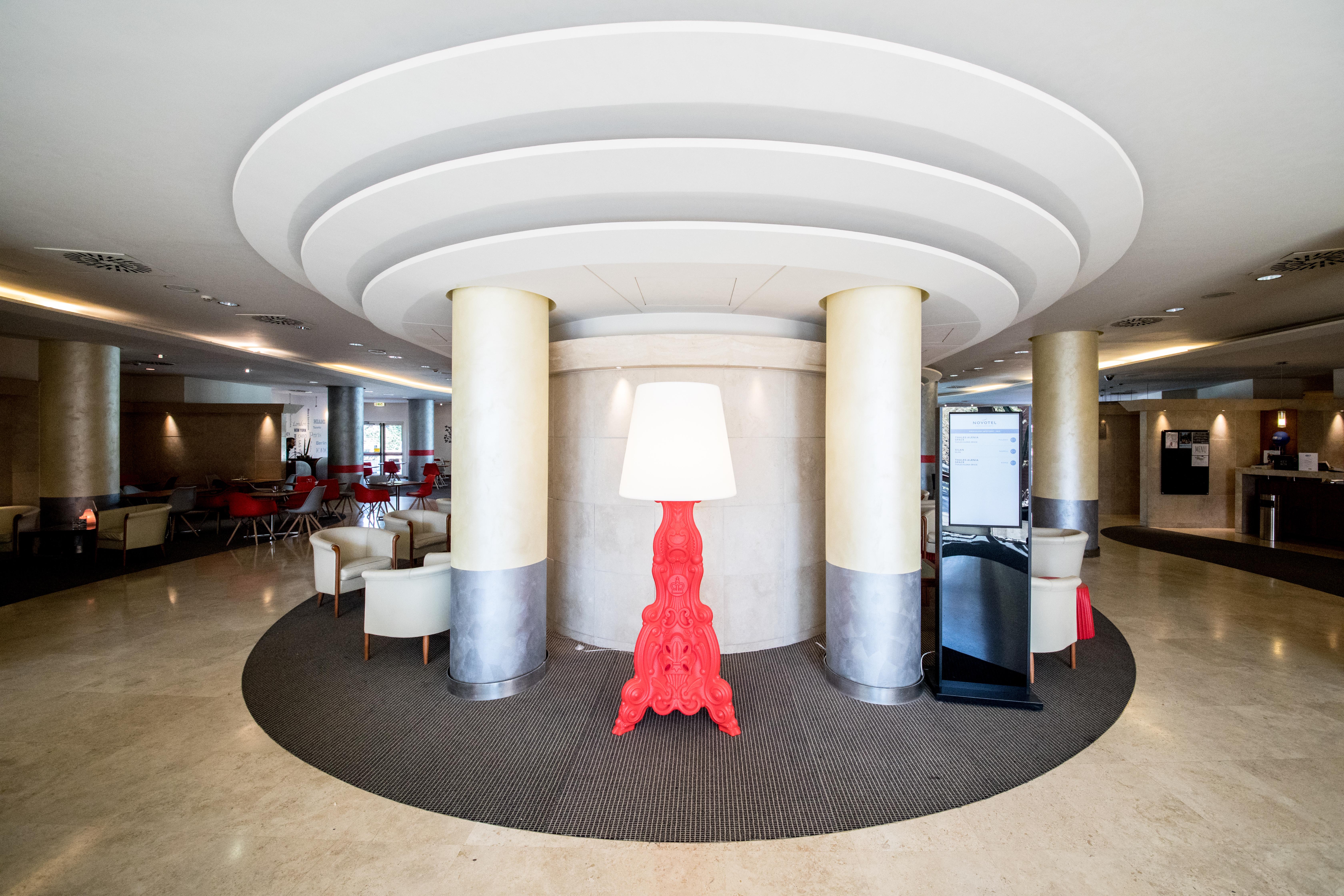 Novotel Roma Est Exterior photo