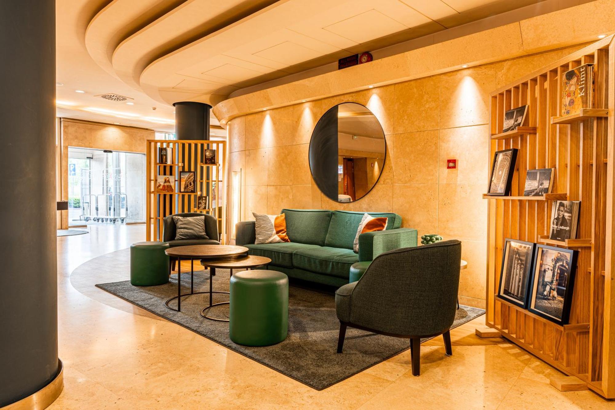Novotel Roma Est Exterior photo