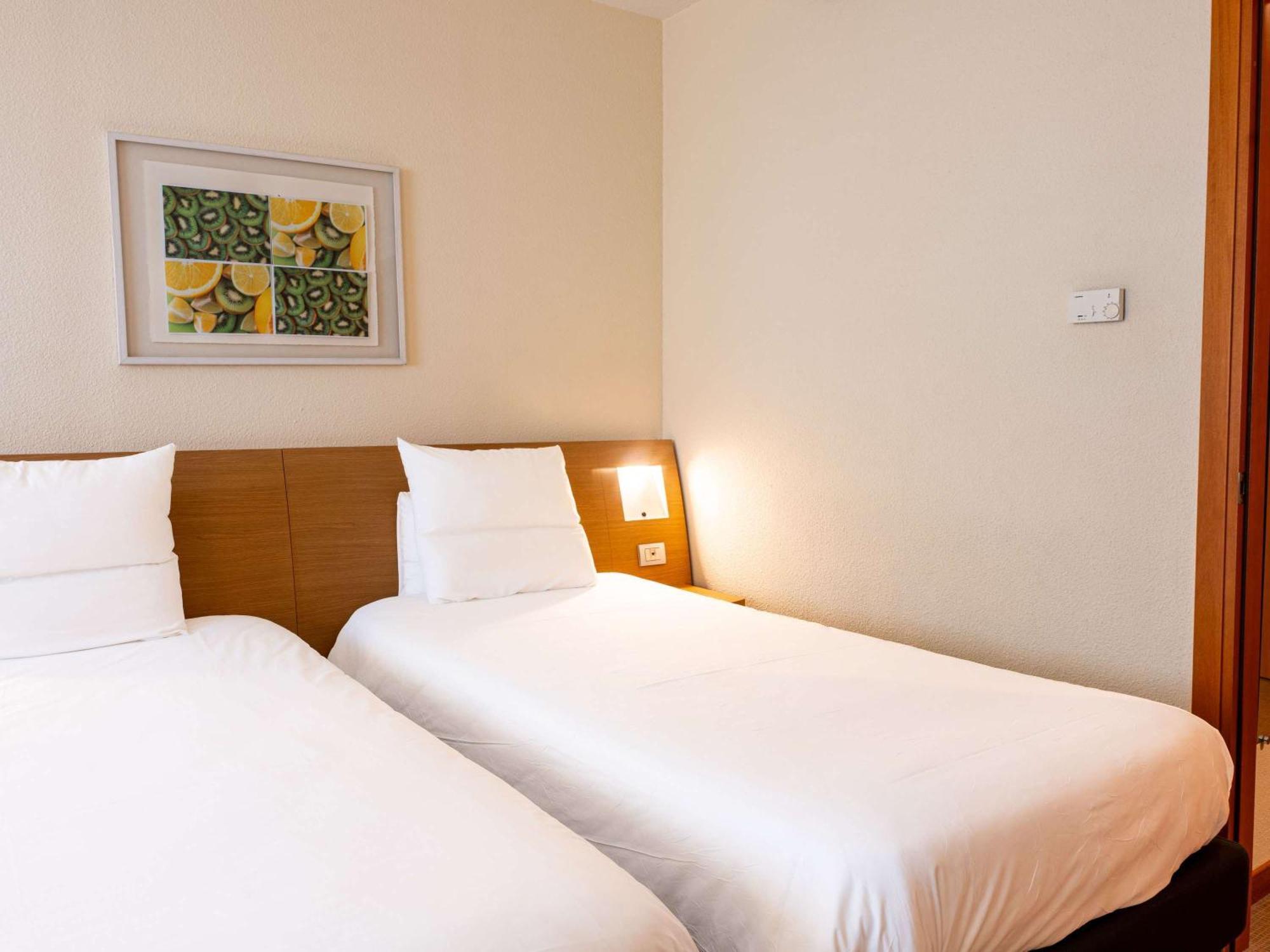 Novotel Roma Est Exterior photo